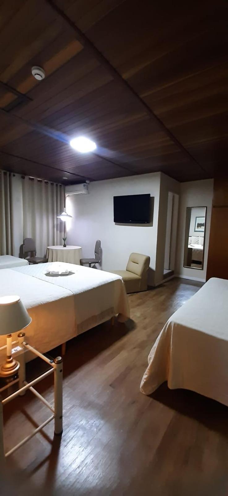 Skalla Hotel 新敖德萨 外观 照片
