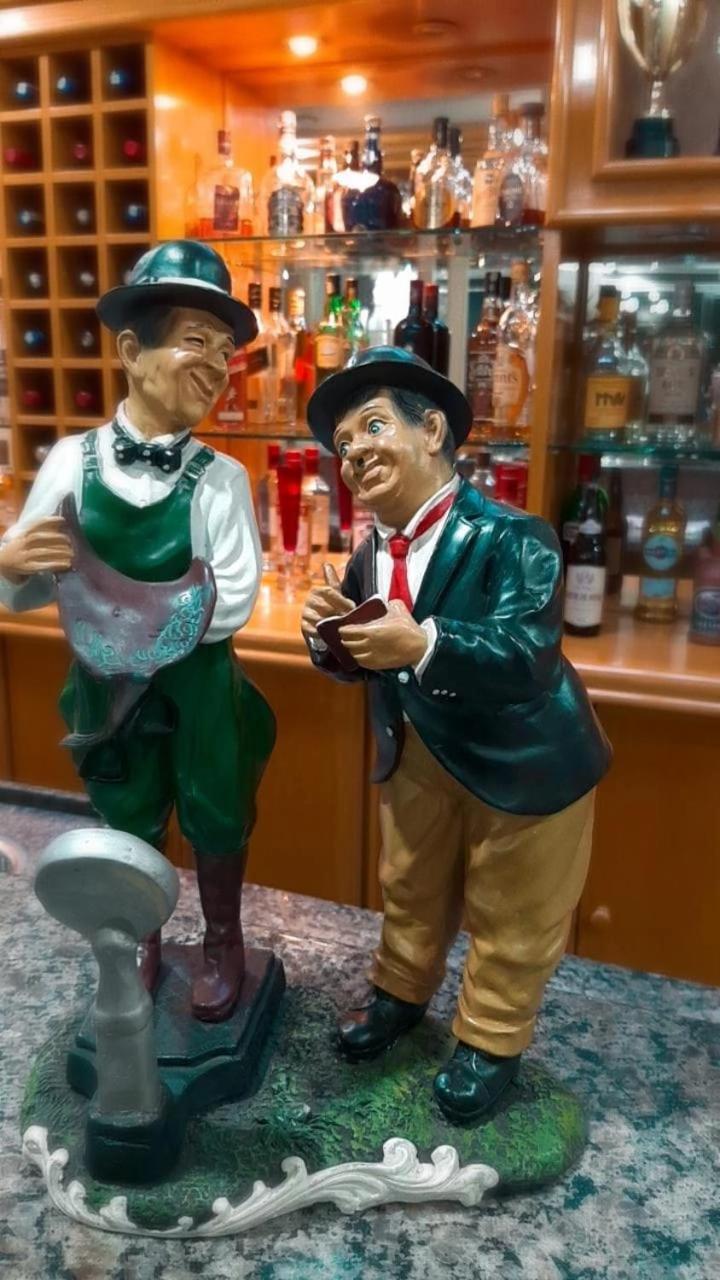Skalla Hotel 新敖德萨 外观 照片