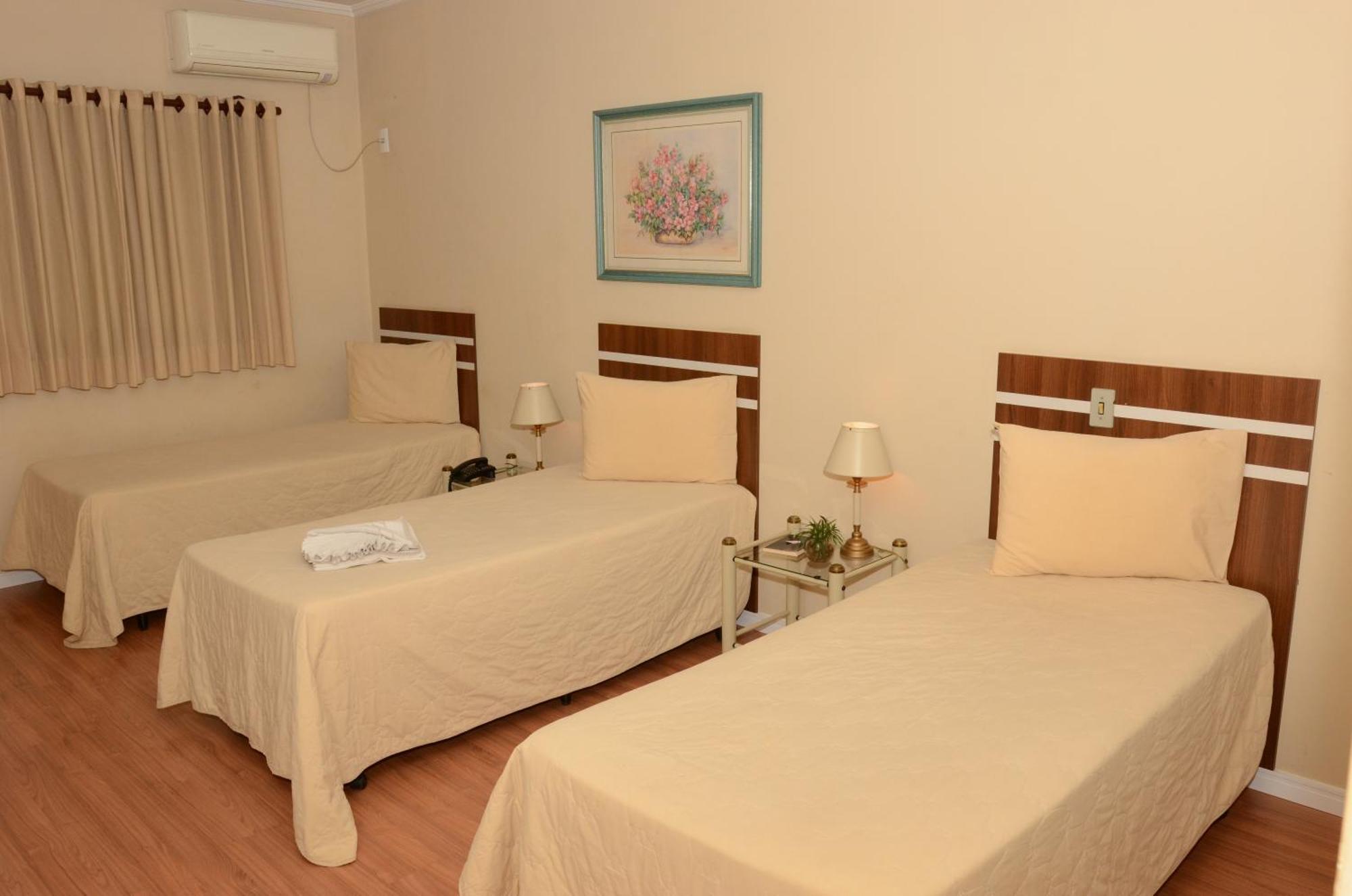 Skalla Hotel 新敖德萨 外观 照片